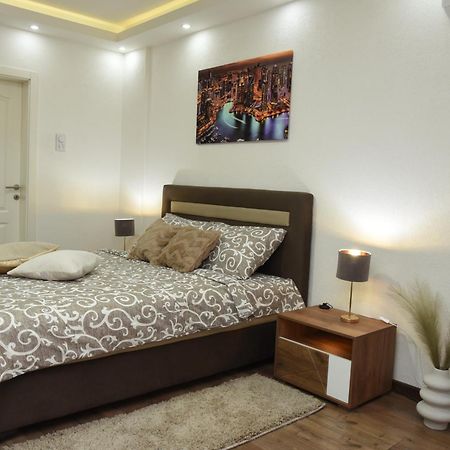 Apartmani Sofronic Loznica 2 Dış mekan fotoğraf