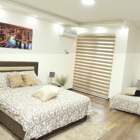 Apartmani Sofronic Loznica 2 Dış mekan fotoğraf