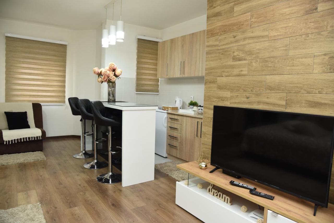 Apartmani Sofronic Loznica 2 Dış mekan fotoğraf