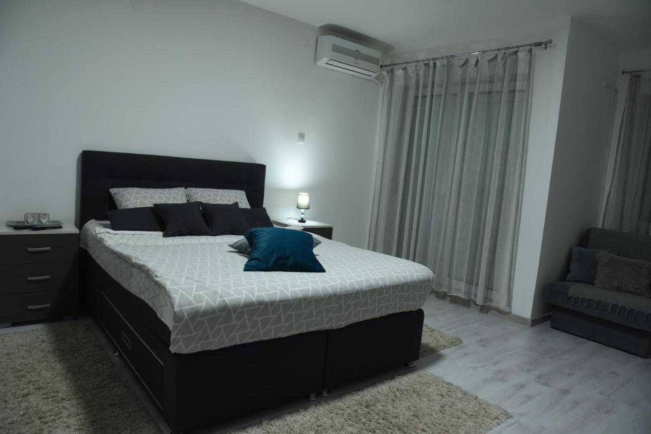Apartmani Sofronic Loznica 2 Dış mekan fotoğraf