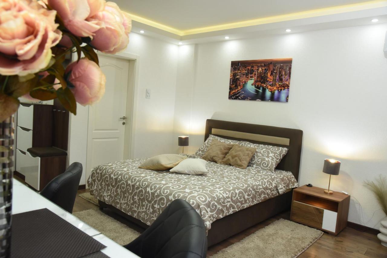 Apartmani Sofronic Loznica 2 Dış mekan fotoğraf